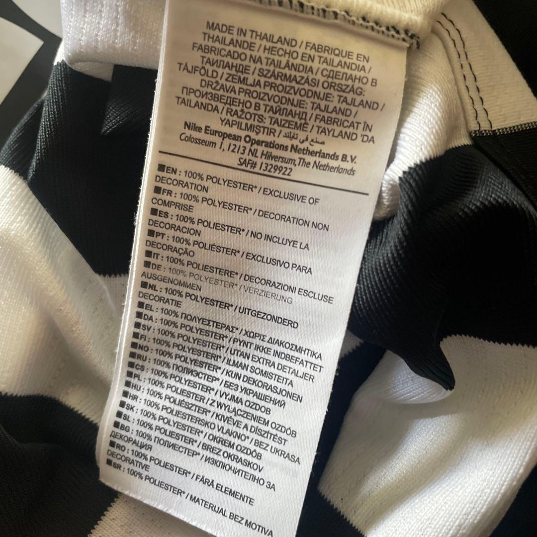 ユベントス　半袖ユニフォーム　８番　Sサイズ