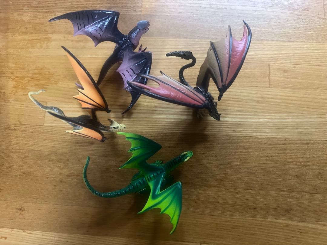 ユニバーサルスタジオジャパン　ハリーポッター　ドラゴン　フィギュアセット