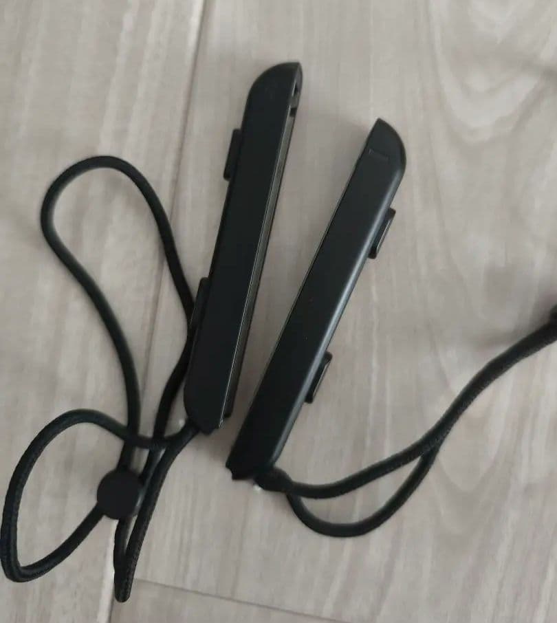 yyy☻さま専用【美品】【箱有り】液晶フィルム付きNintendo Switch