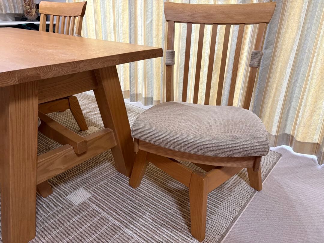 売り尽くし　バラ売り可　超美品　大塚家具ダイニングセット　チェア1脚の価格です。