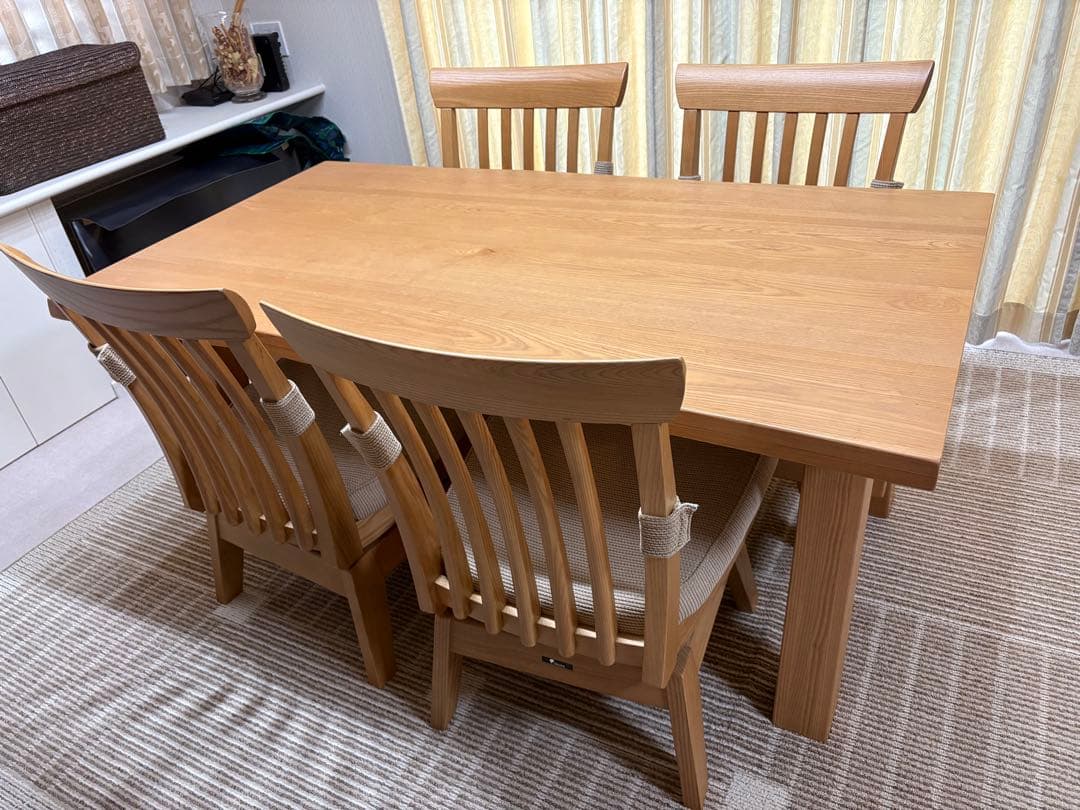 売り尽くし　バラ売り可　超美品　大塚家具ダイニングセット　チェア1脚の価格です。