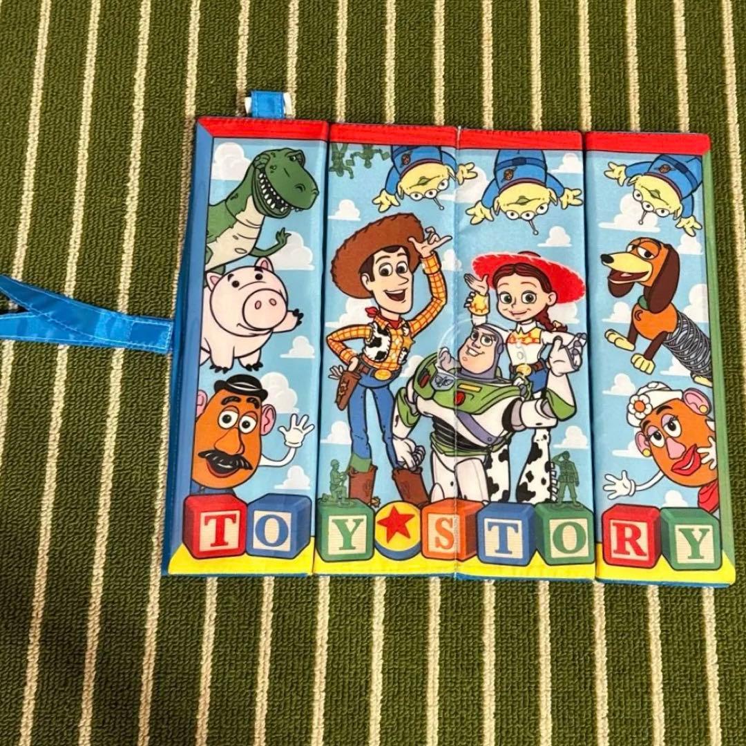 トイ・ストーリーポータブルバッテリー】9インチポータブルDVD