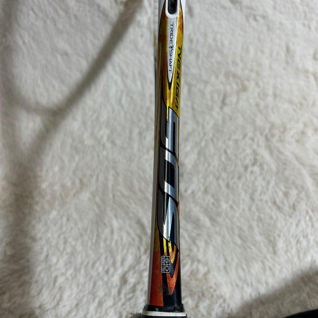 【美品】ネクシーガ50sシャインイエロー 軟式 テニスラケット