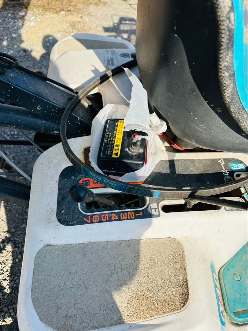 クボタ 田植機 ホワイト/ブルー