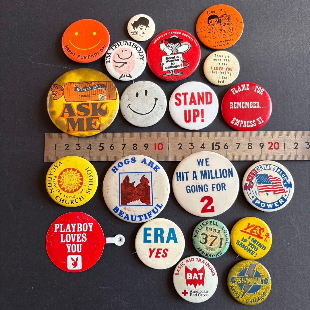 Button pins lot of 50／Vintage ／USA