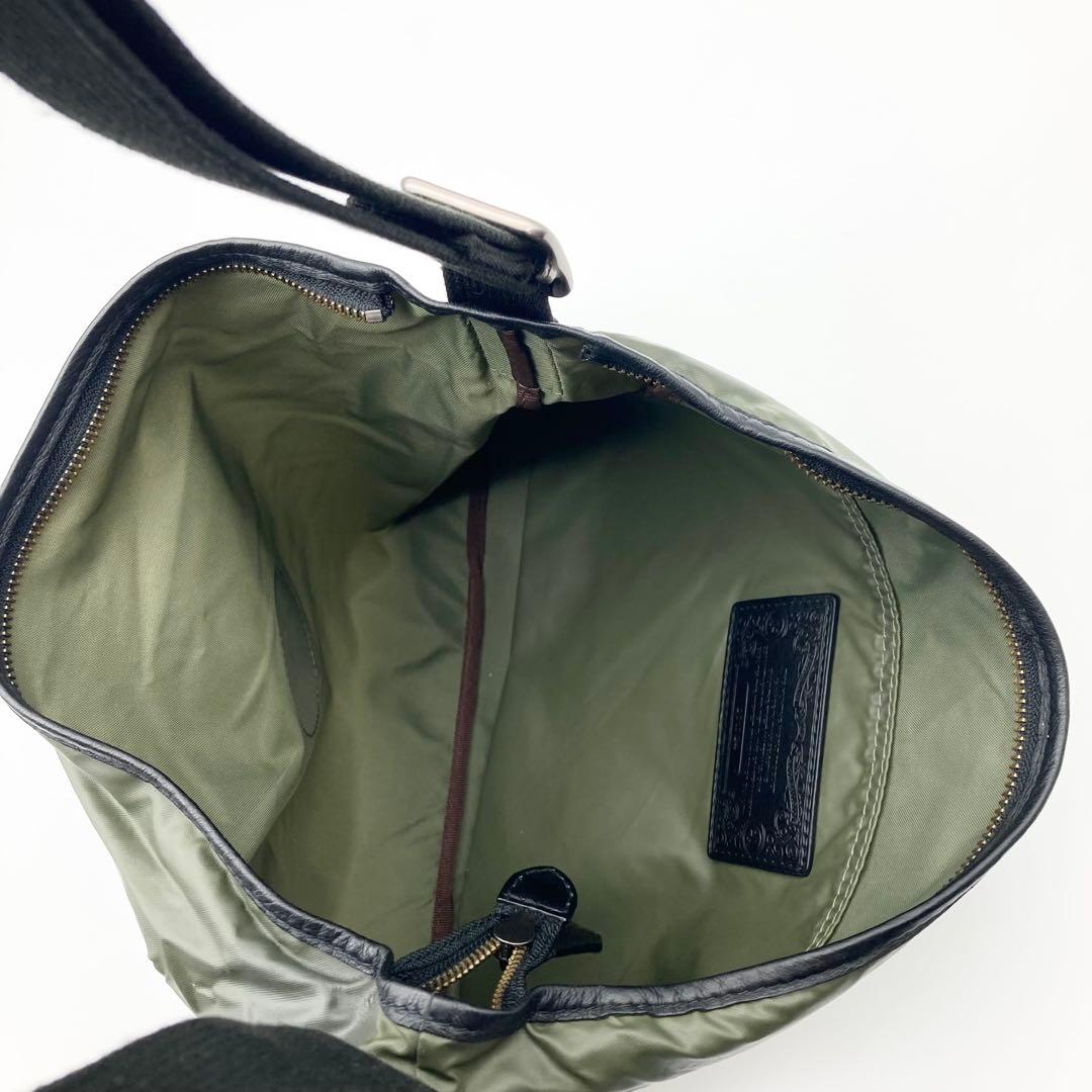 ハンティングワールド ショルダーバッグ カーキ ナイロン ロゴ 軽量