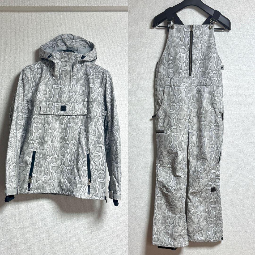 【超美品】DC ディーシー スノーボード ウェア＆パンツ ビブパン 上下 Ｌ