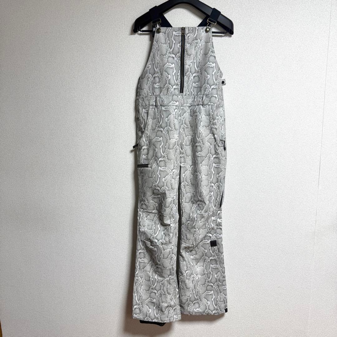 【超美品】DC ディーシー スノーボード ウェア＆パンツ ビブパン 上下 Ｌ