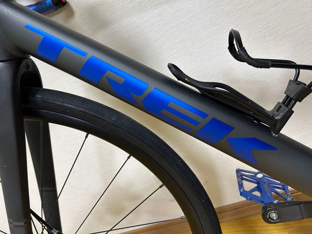 TREK domane al2 gen4 2025 【美品】