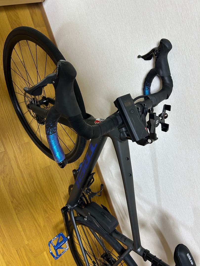 TREK domane al2 gen4 2025 【美品】