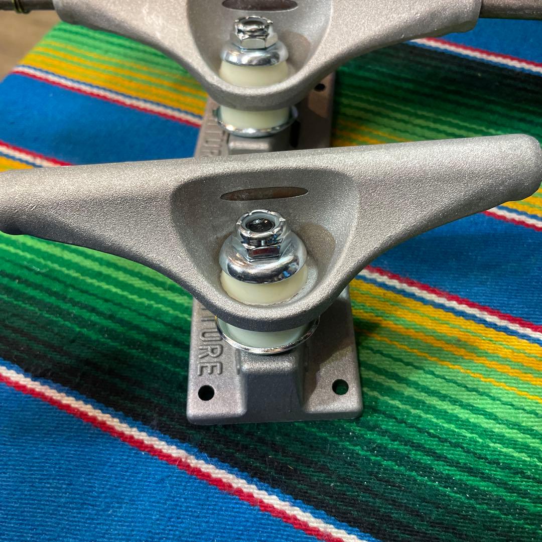 WORST スケートボード トラック シルバーベンチャー5.6