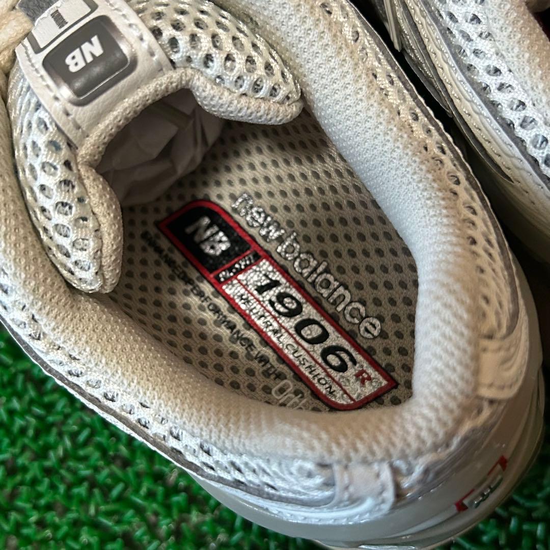 【新品】ニューバランス　M1906RP 23cm