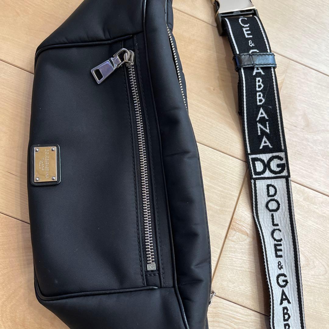 美品Dolce & Gabbana ボディバッグ・ウエストポーチ ブラック