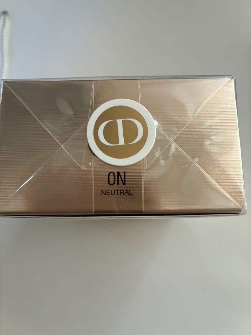 0Nプレステージ ル フルイド タン ドゥ ローズ　ルフルイドタンドゥローズ