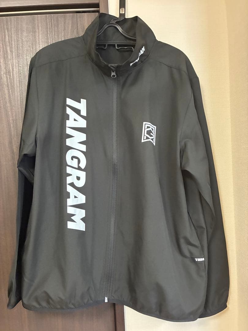 タングラム　ナイロンジャケット