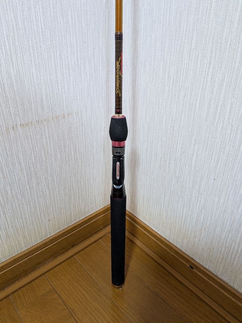 メガバス デストロイヤー　　　　 エヴォルジオン F4-64XFti jota