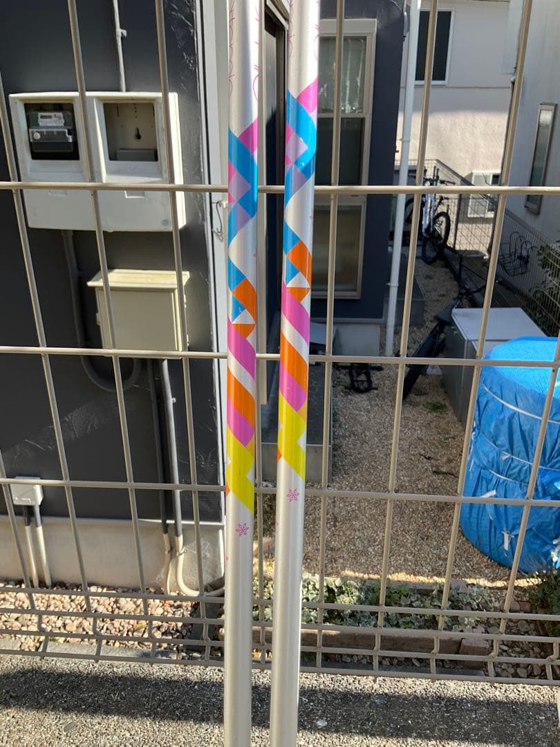 女の子向け　スキー板130cm＋ストックセットPure Conficient