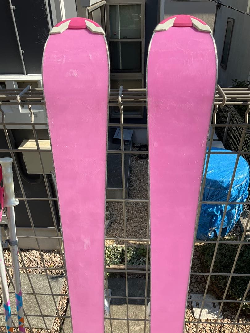 女の子向け　スキー板130cm＋ストックセットPure Conficient