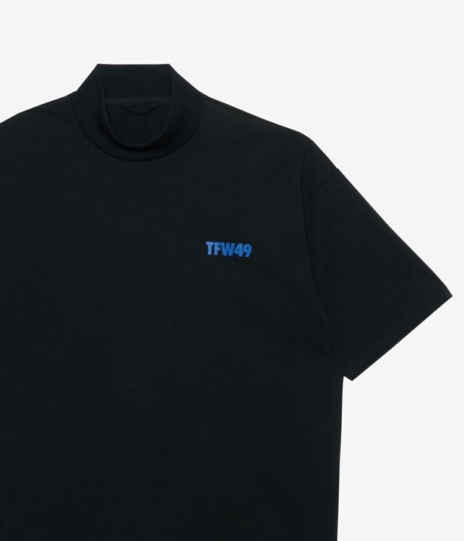 完売品⭐️新品タグ付き⭐️TFW49 ベージュ　モックネック　M 2025新作