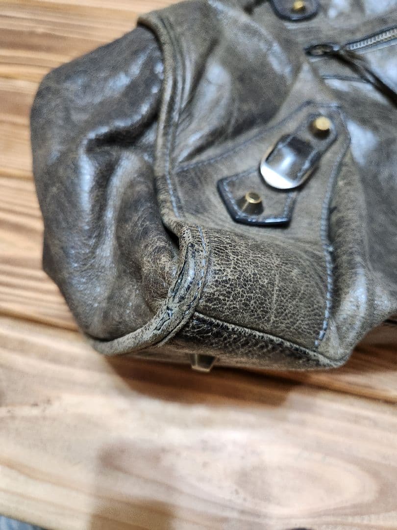 希少 BALENCIAGA バレンシアガ ザ ワーク work グレーの通販はau PAY