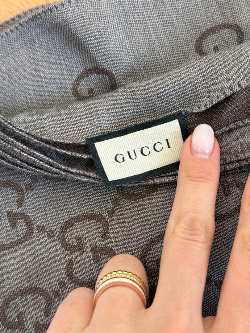 GUCCI GGロゴストール グレー/ブラウン
