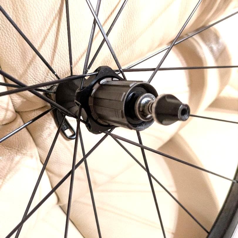 MAVIC マヴィック コスミックカーボン　SSC シマノ11S対応