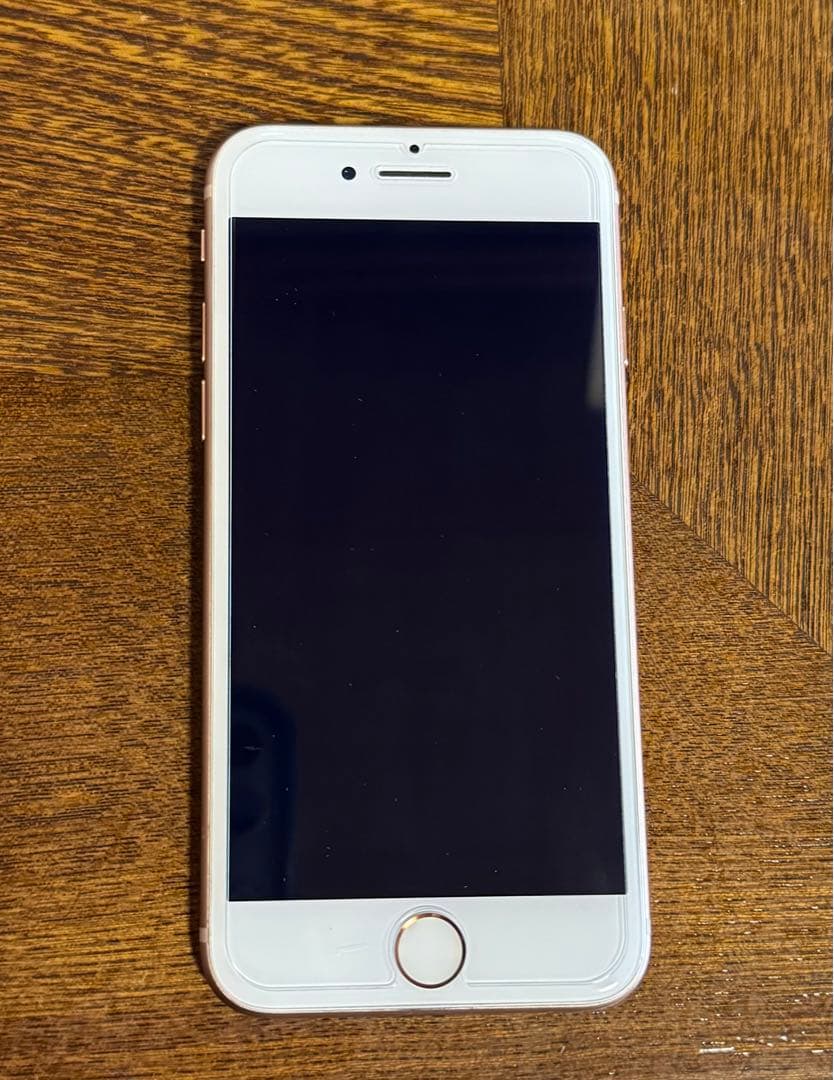 iPhone8 SIMロック解除済み