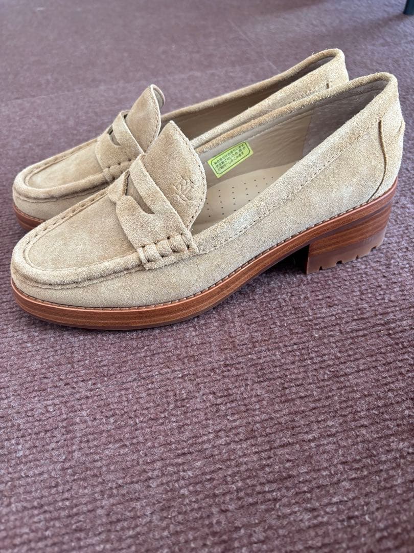 美品ラルフローレンLAUREN ベージュ スエード ローファー　24.0 US7