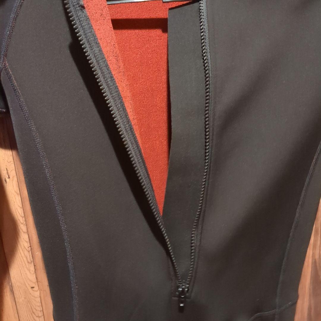 Fellow 保温インナー　サーフィン ML