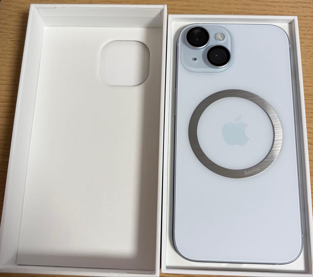 美品　Apple iPhone 15 128GB ブルー