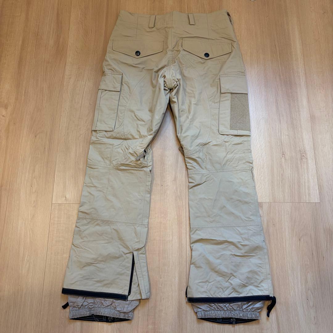 【希少】BURTON UNDEFEATED ALPHA スノボウェア 上下 M