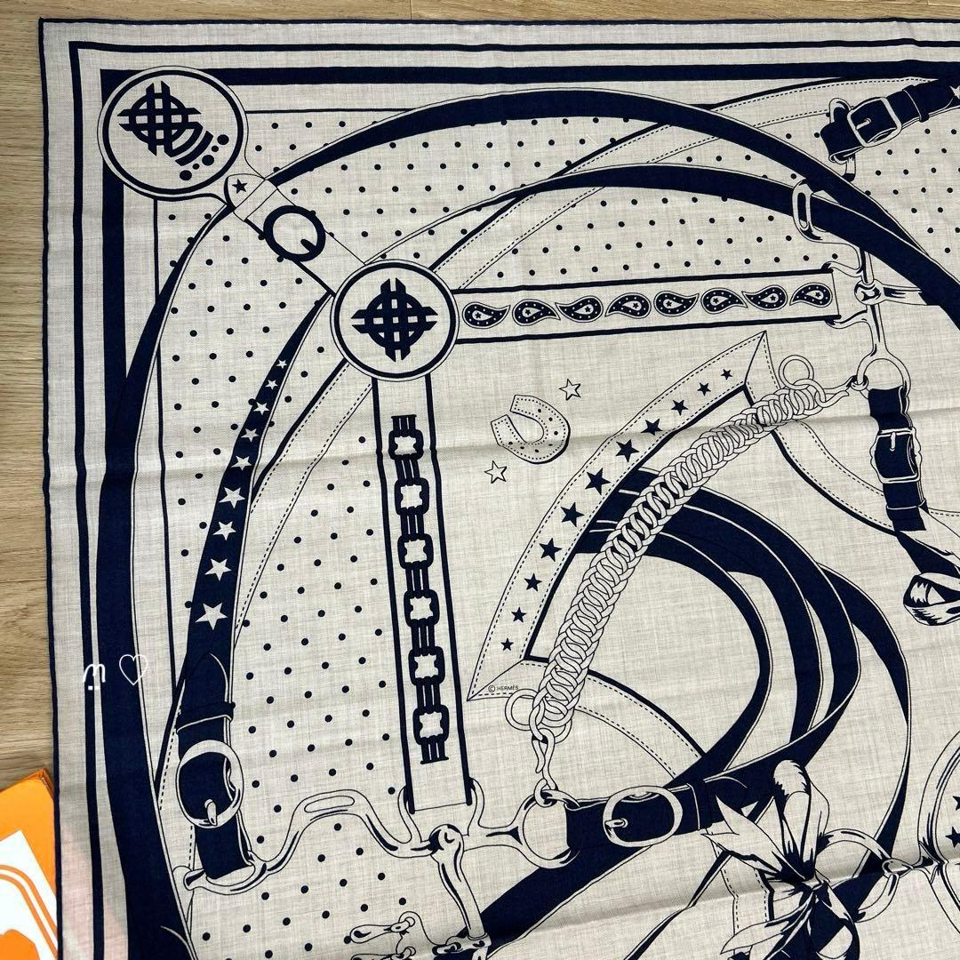 HERMESエルメス　カレジェアン　140　朝の散歩バンダナ　カシシル　ストール