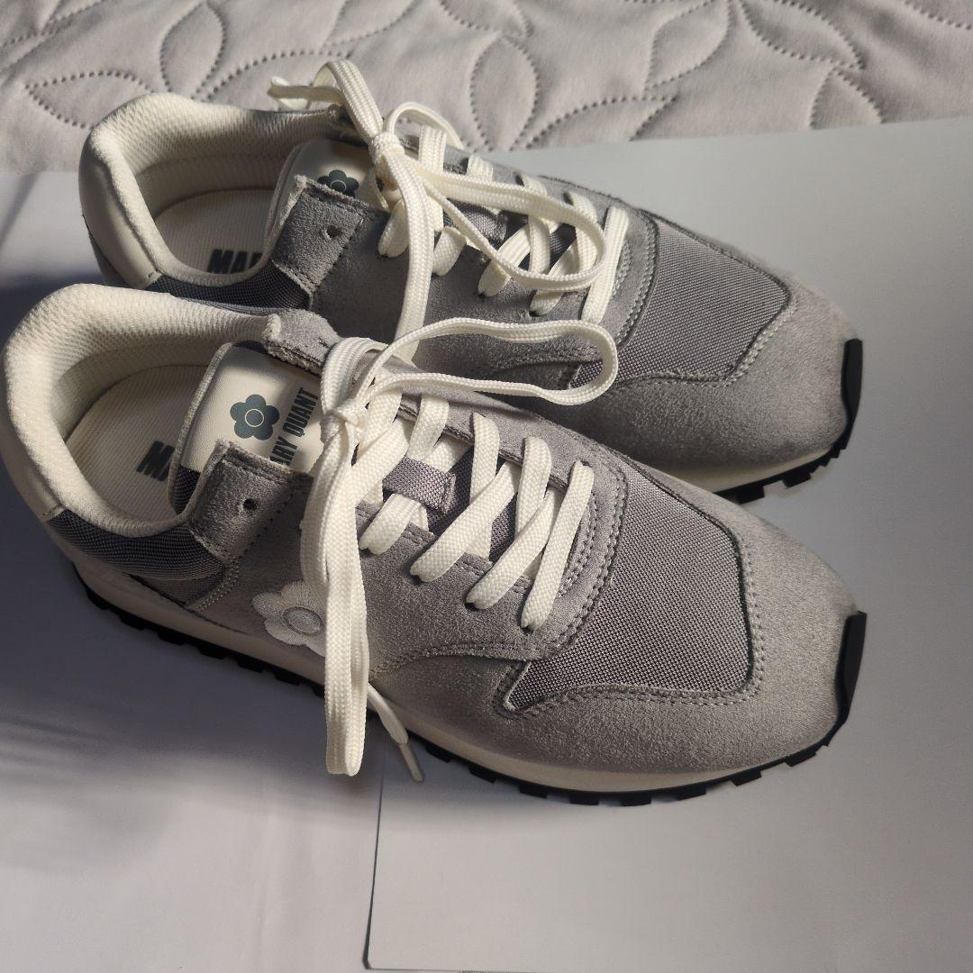 マリークワント　デイジーエンブロコンビ スニーカー　グレー　22.5cm