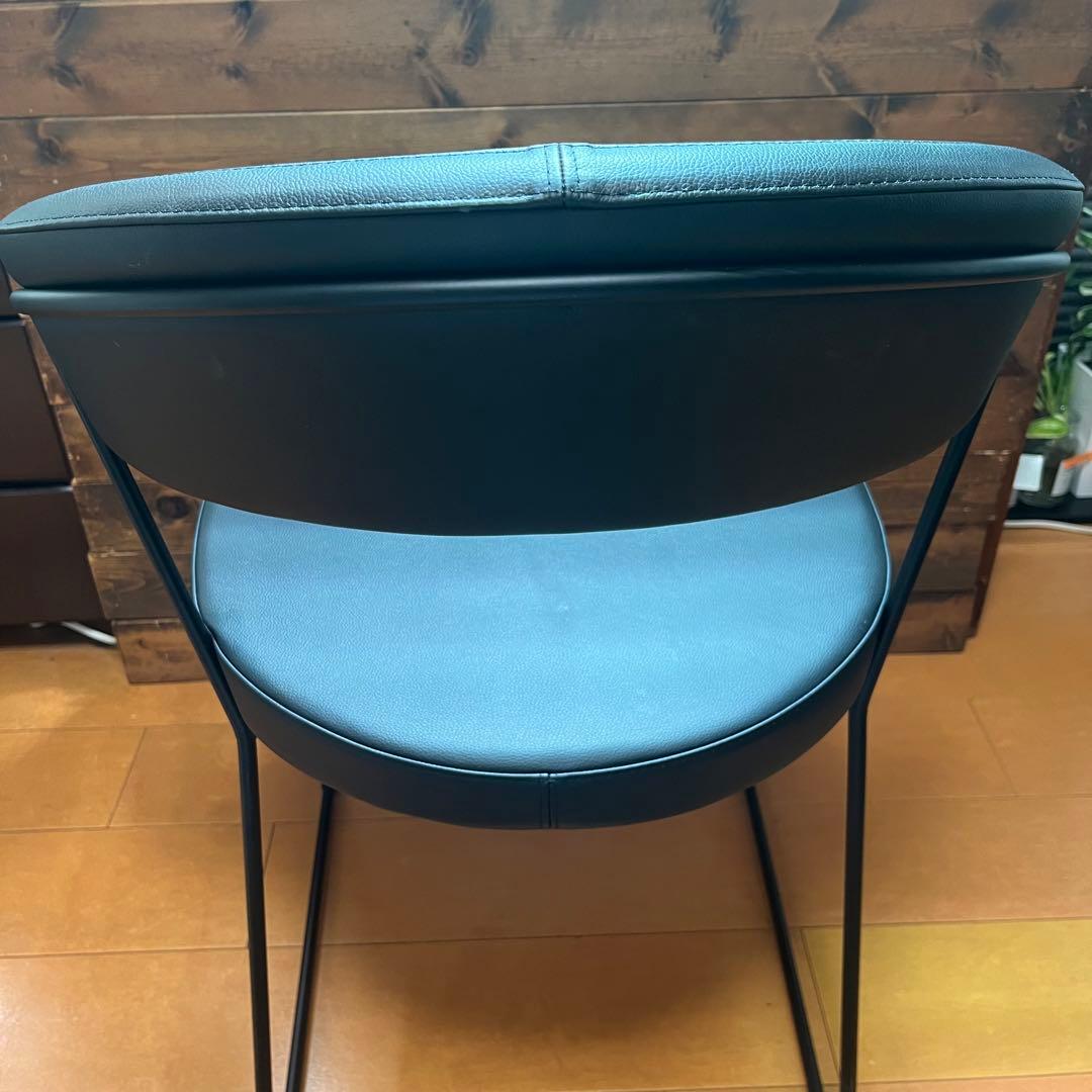 【美品】カリガリス　コヌビア　ニューヨーク　チェア　本革　ブラック　2024年製