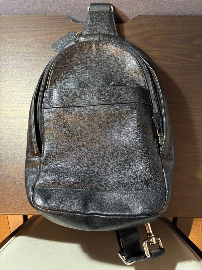 【大幅値下】コーチ メンズ ボディバッグ ブラック