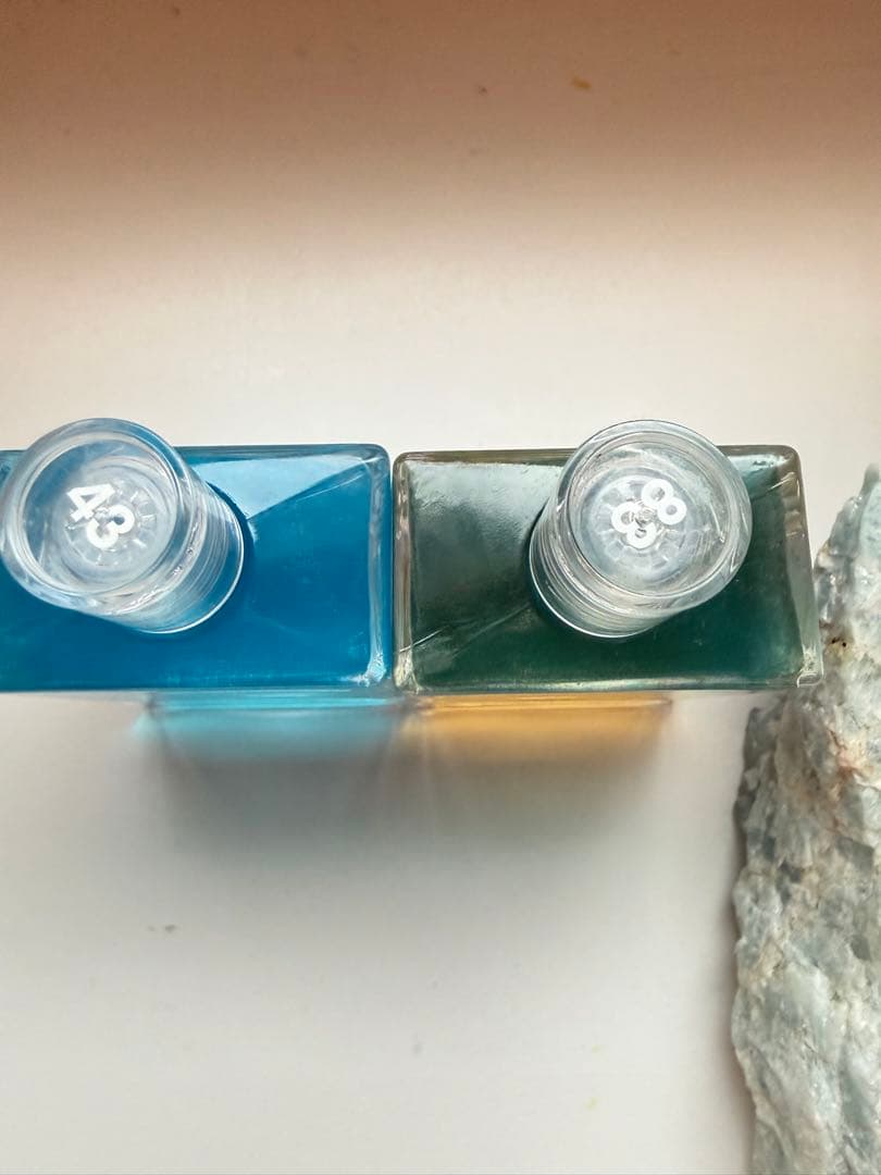 オーラソーマ ボトル＆イギリスデヴォーラショップ購入アクアマリン原石