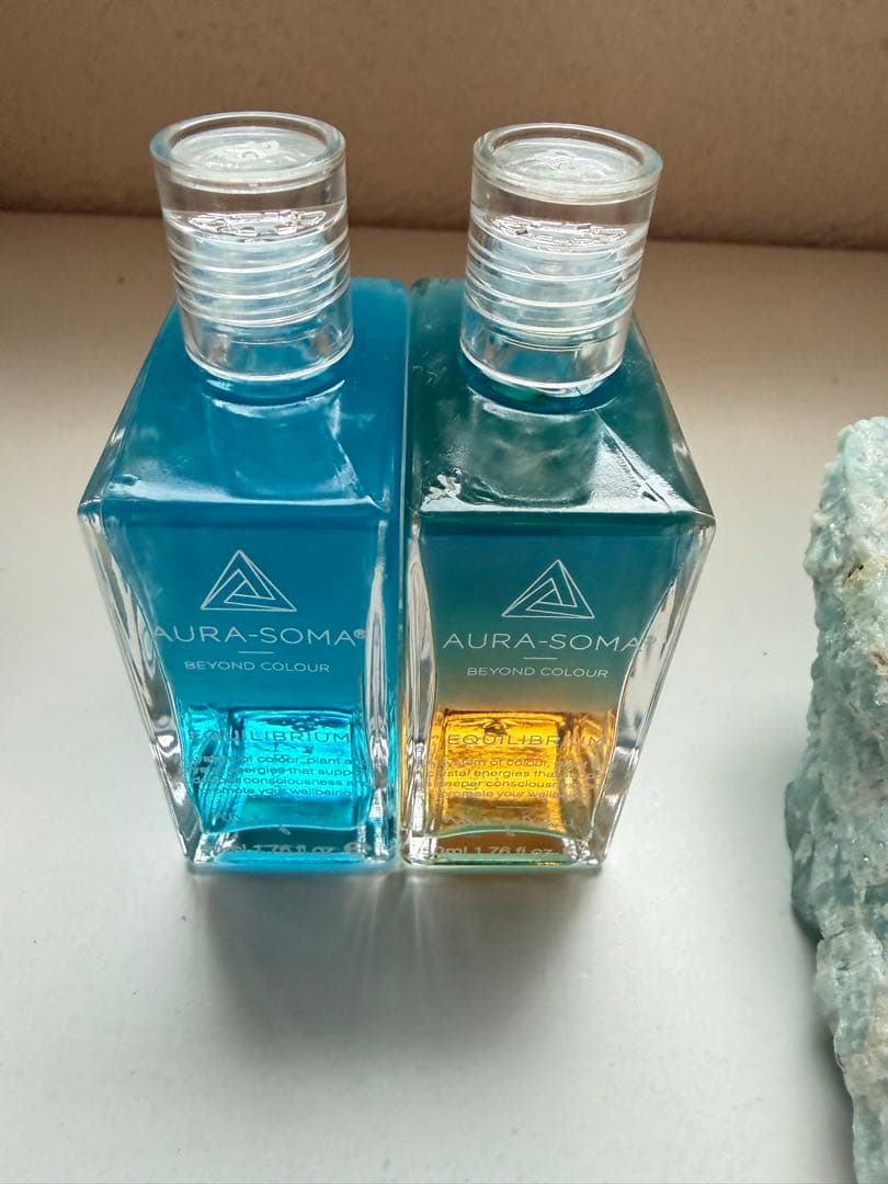 オーラソーマ ボトル＆イギリスデヴォーラショップ購入アクアマリン原石