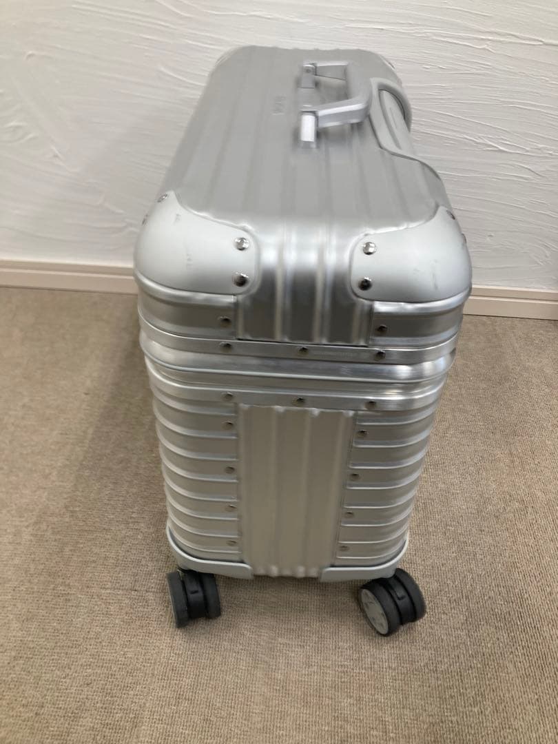 RIMOWA パイロット スーツケース（購入の前にコメントください）