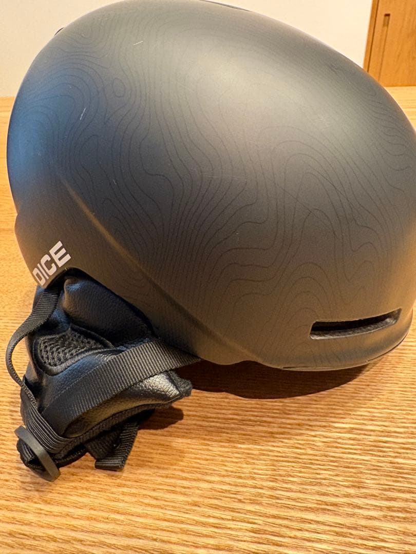 DICE (ダイス) D8 軽量スキー スノーボード ヘルメットM54-58cm