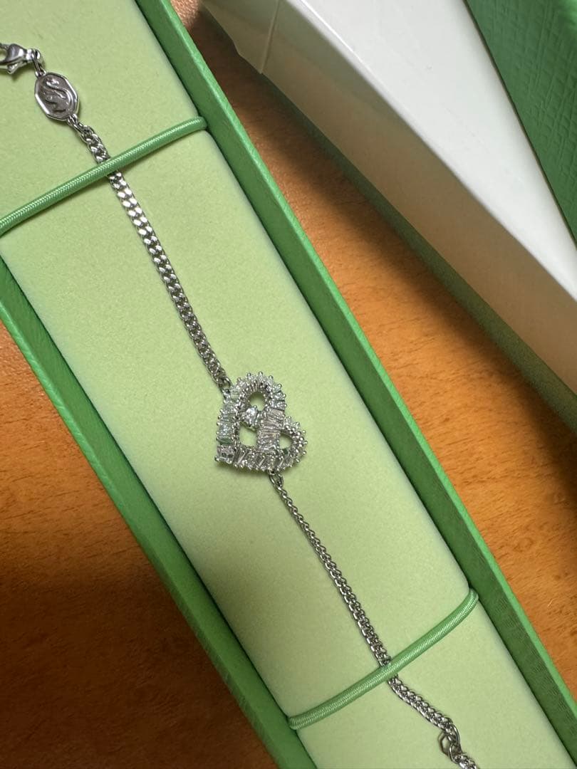 Swarovski ハート型クリスタルブレスレット