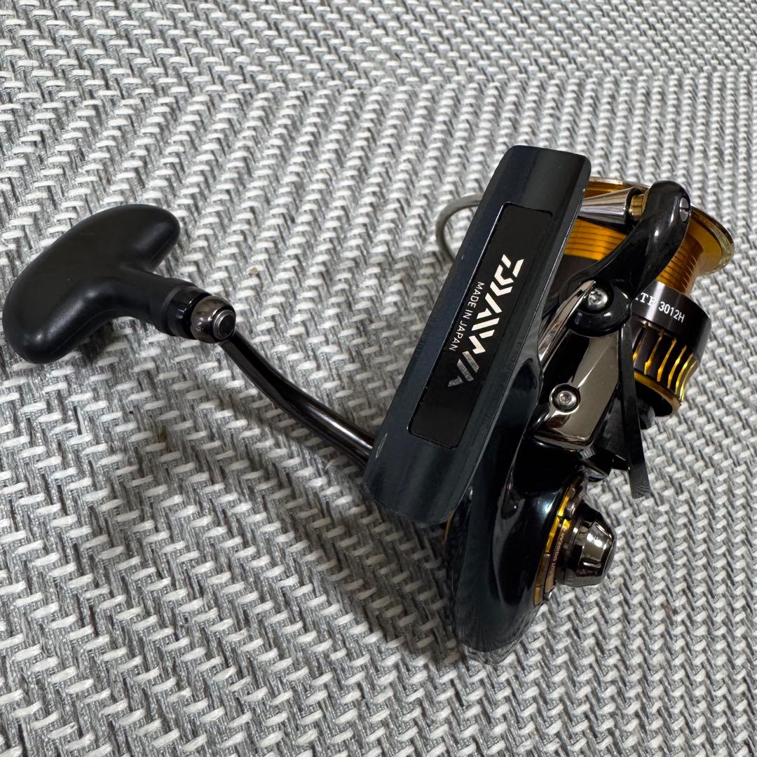 【良品】Daiwa ダイワ 16セルテート CERTATE 3012H