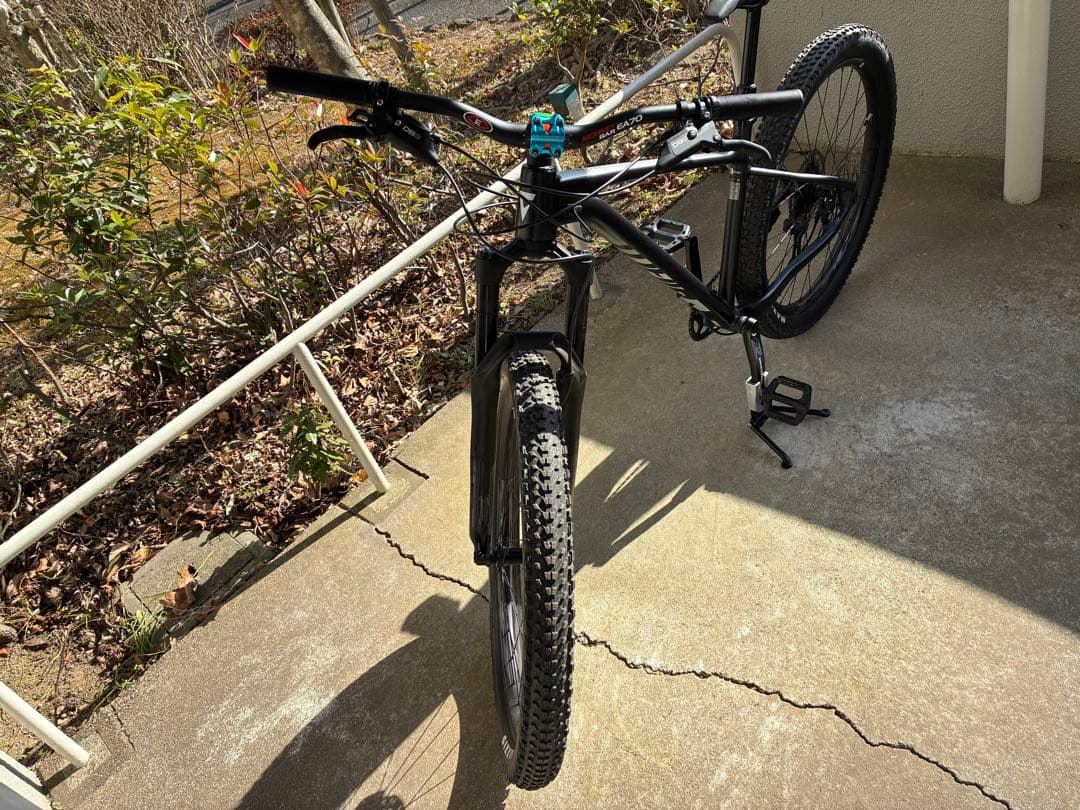 Giant Fathom2 ジャイアント ファゾム2カスタム車 ほぼ新車