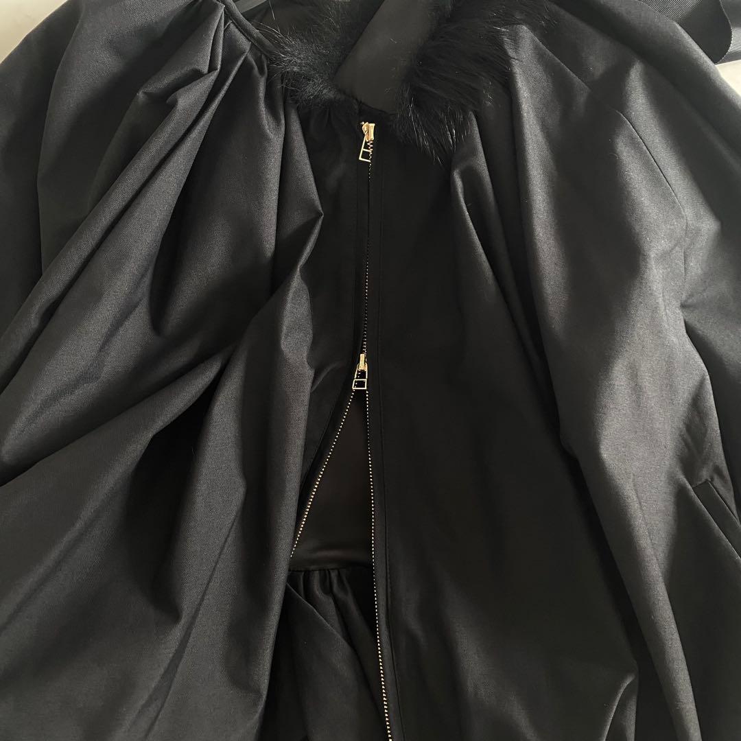 極美品 ユービッグ U-Big バルーンタフタポンチョ 取り外しファーリボン付き