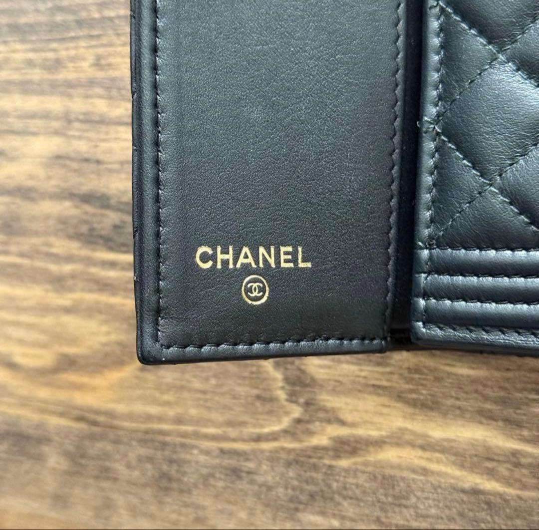 最終価格　ボーイシャネル ラムスキン　ゴールド金具　黒　三つ折り財布