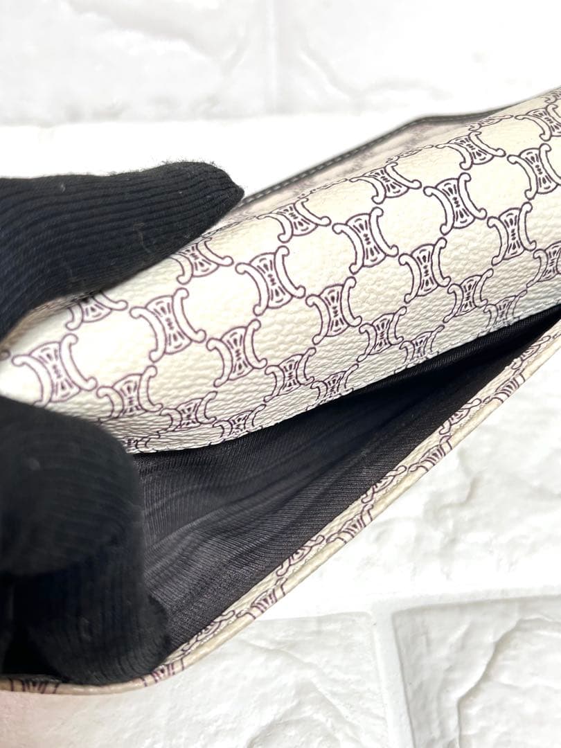 【美品】CELINE マカダム　トリオンフ　長財布　がま口　アイボリー