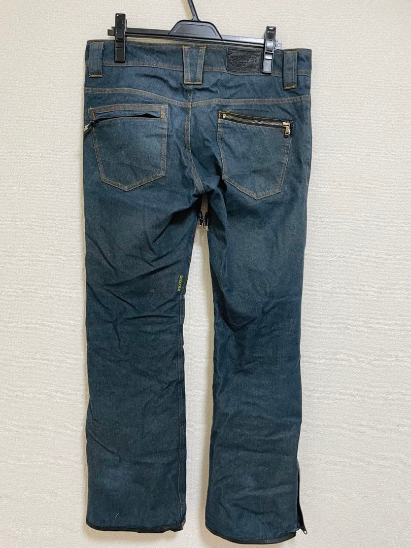 HOLDEN 上下セット Mサイズ　※バラ売り不可