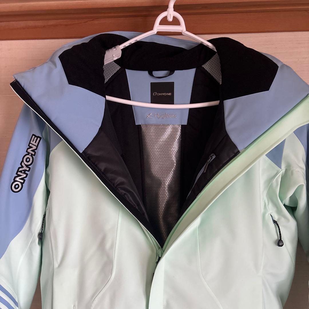 ONYONE スキーウェア ミントグリーン