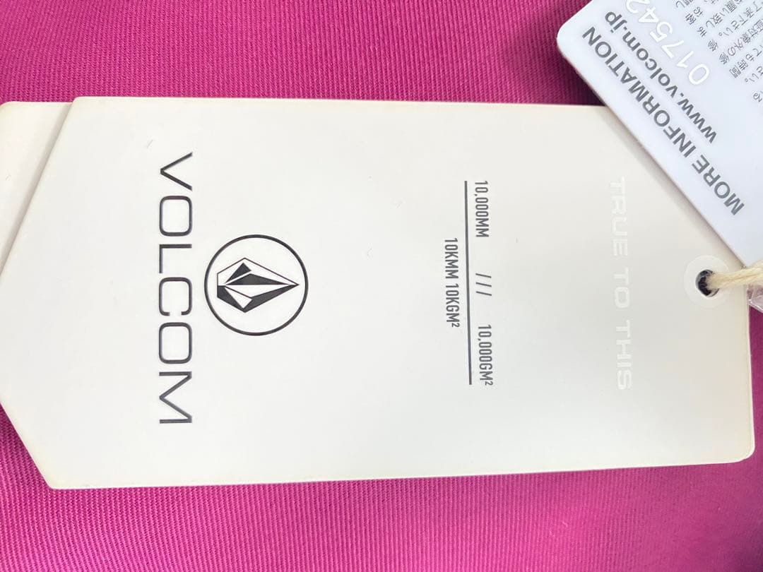 新品・未使用品　定価¥28,000 Volcom スノーボードウェア S