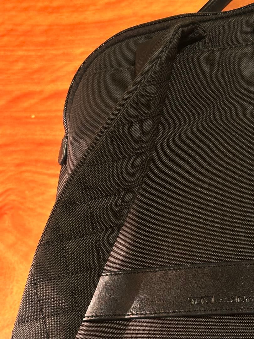 TUMI 黒 リュック・バックパック