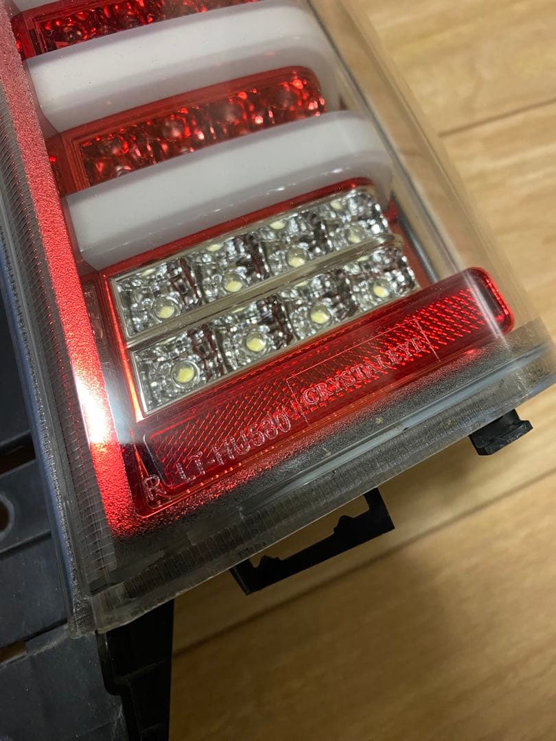 N BOX JF1 クリスタルアイ　テールランプ